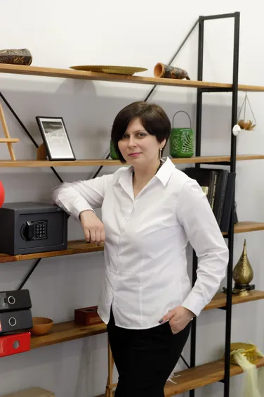 Николаева Елена